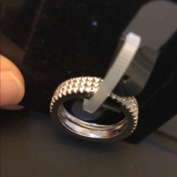 AVivo pave CZ SS anniversary ring Never use - Picture 3 of 5